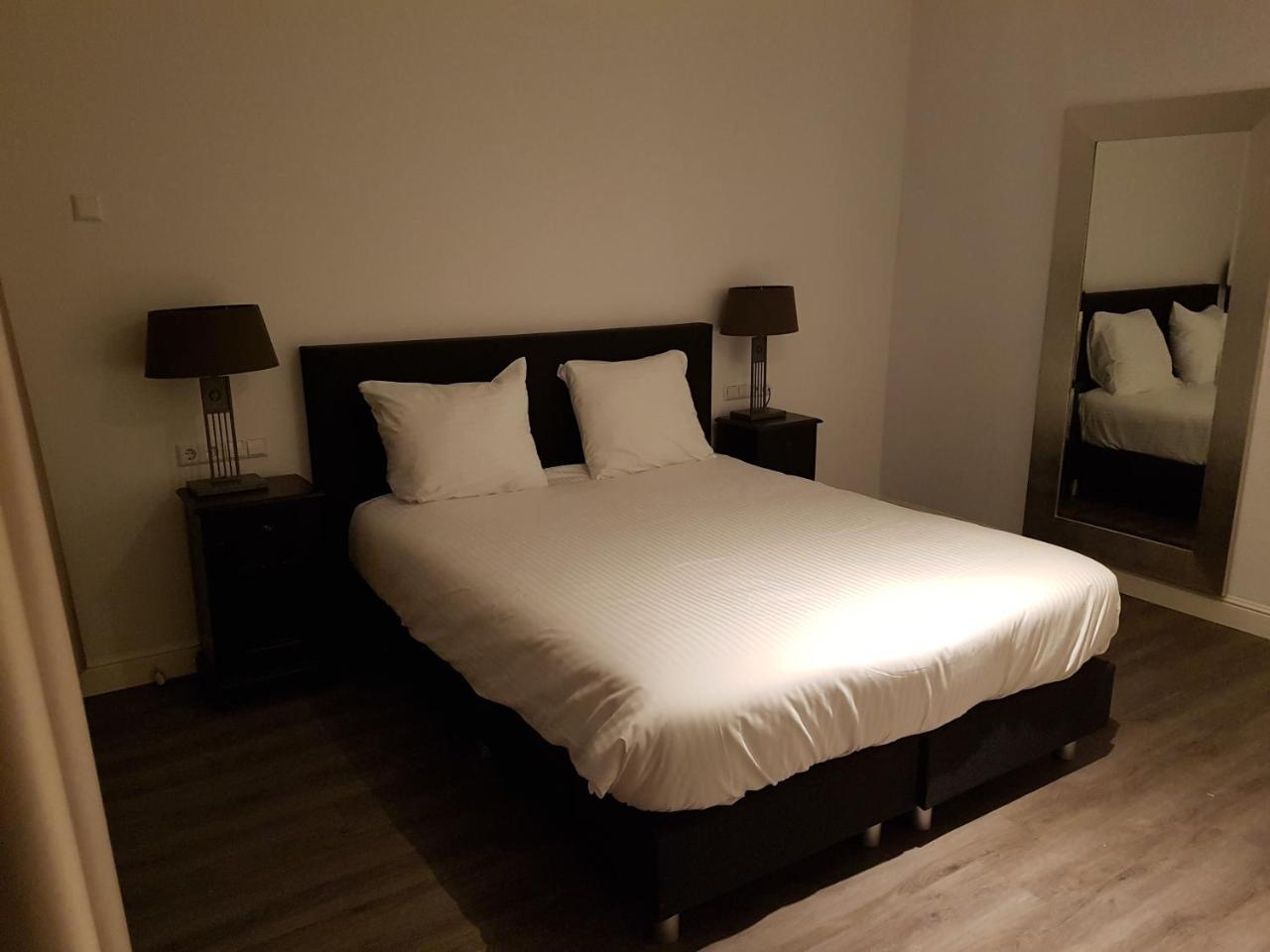 Hotel De Lis Ліссе Екстер'єр фото