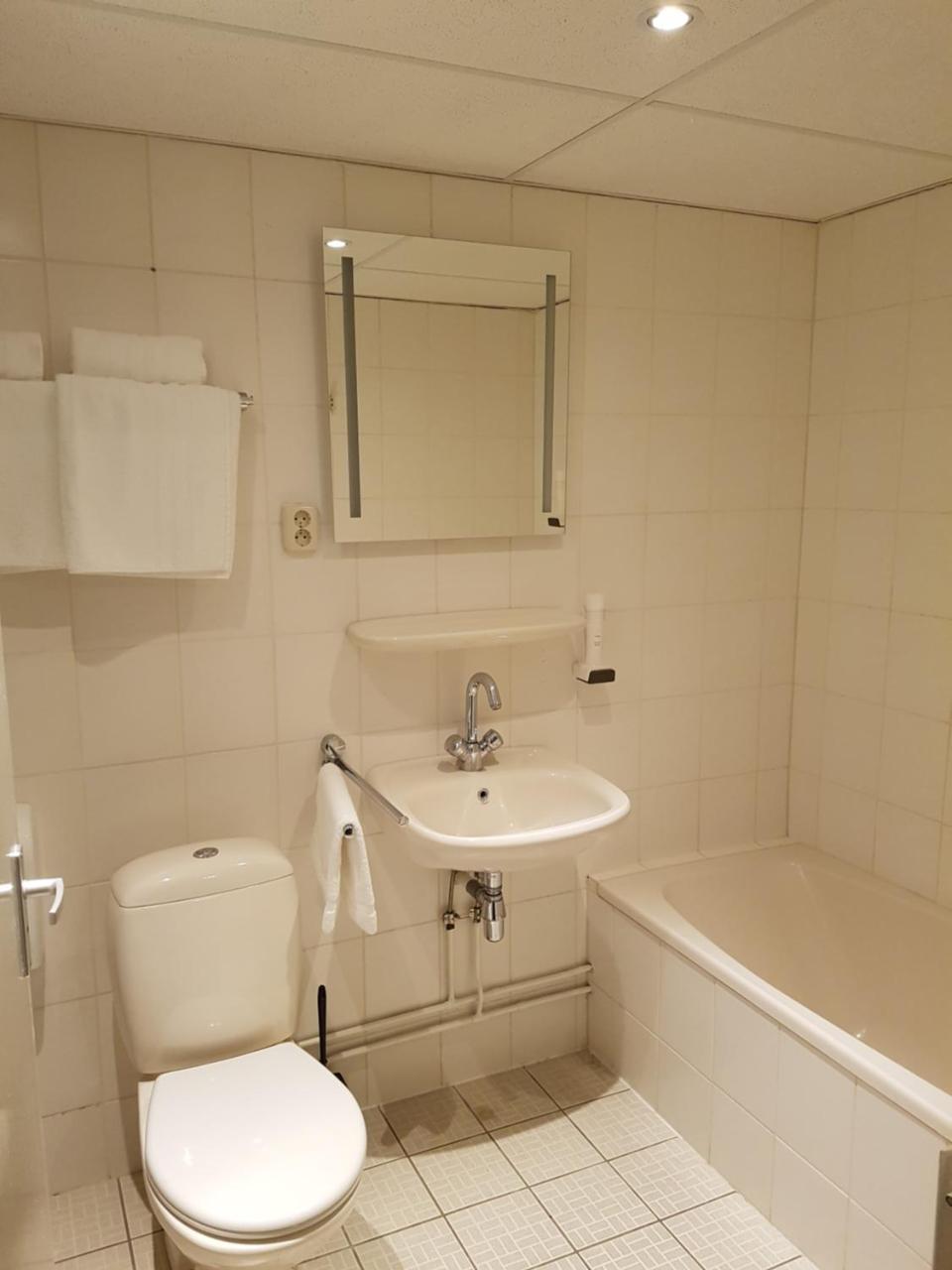 Hotel De Lis Ліссе Екстер'єр фото
